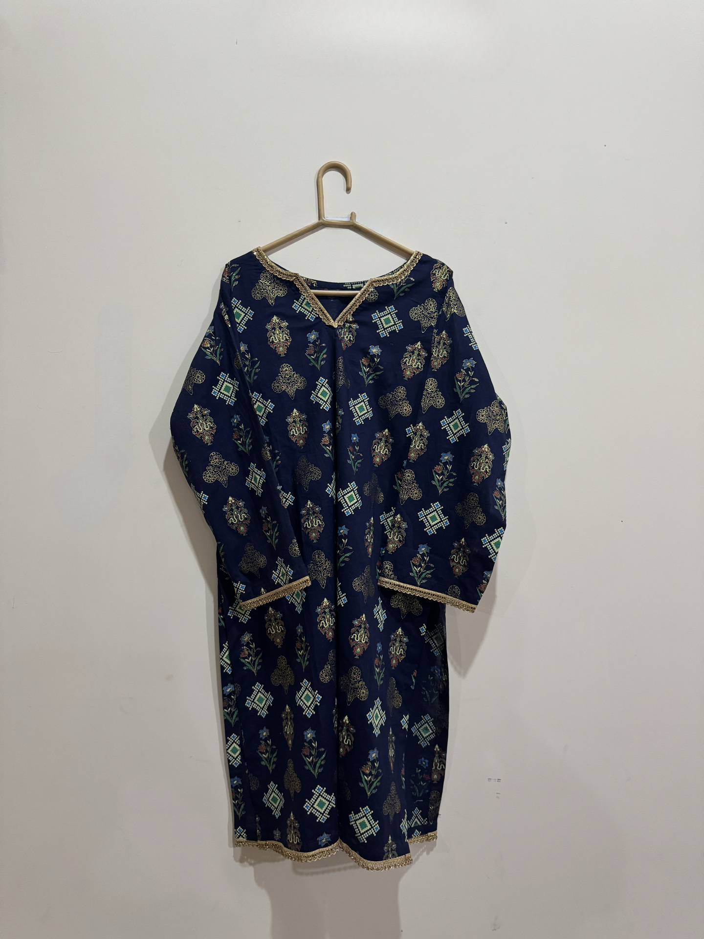 Lawn Two Piece - Arshi Qameez Farshi Shalwar