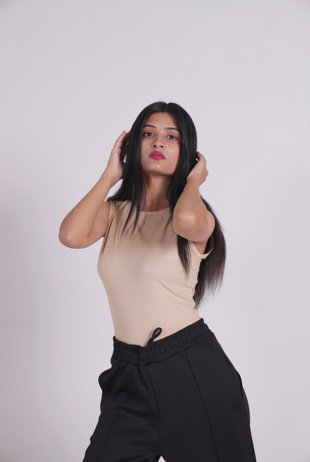 Sleeve less body suit - Beige