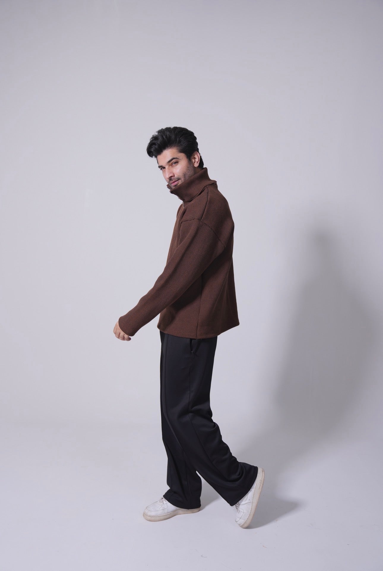 Half Zip Knitted Pullover - Coffee Brown